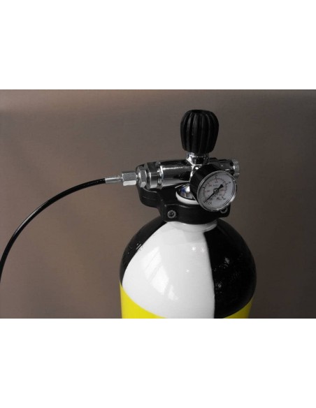 Válvula con manómetro y purgador